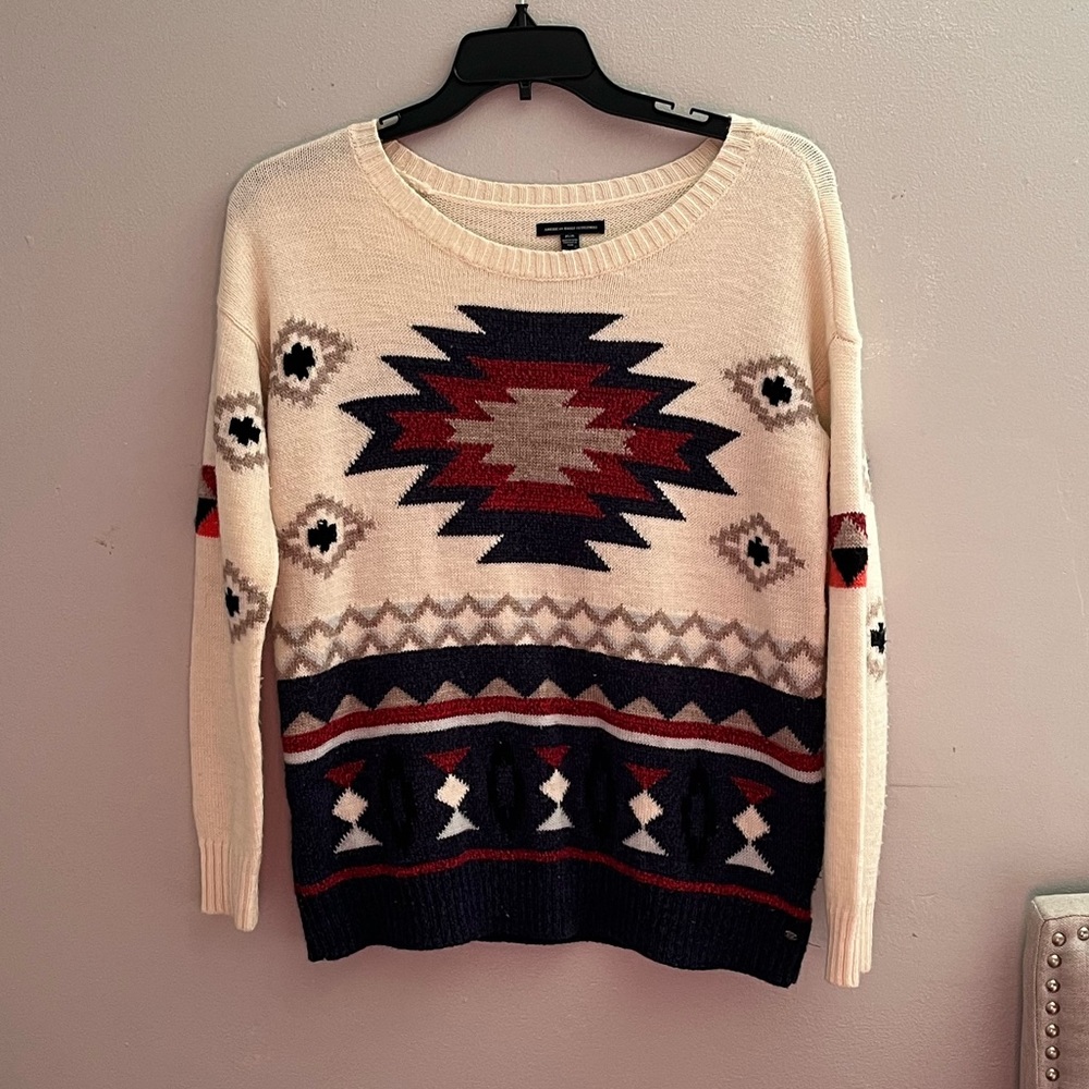 American Eagle Trendy Aztec Print Unisex Sweater